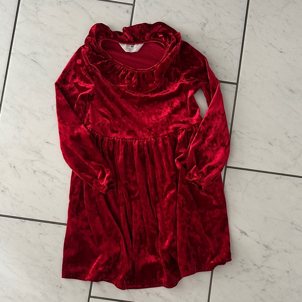 Girls H&M Scarlet Velvet Ruffle Dress